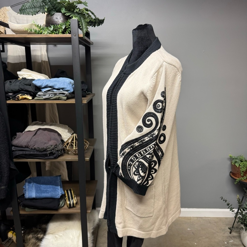 Bob Mackie Wearable Art zip up sweater paisley womens small black lt taupe